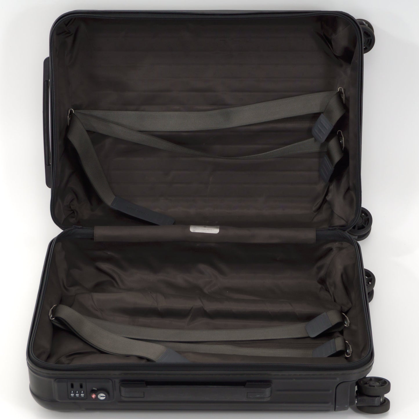 RIMOWA(リモワ) エッセンシャル キャビンS 34L 4輪