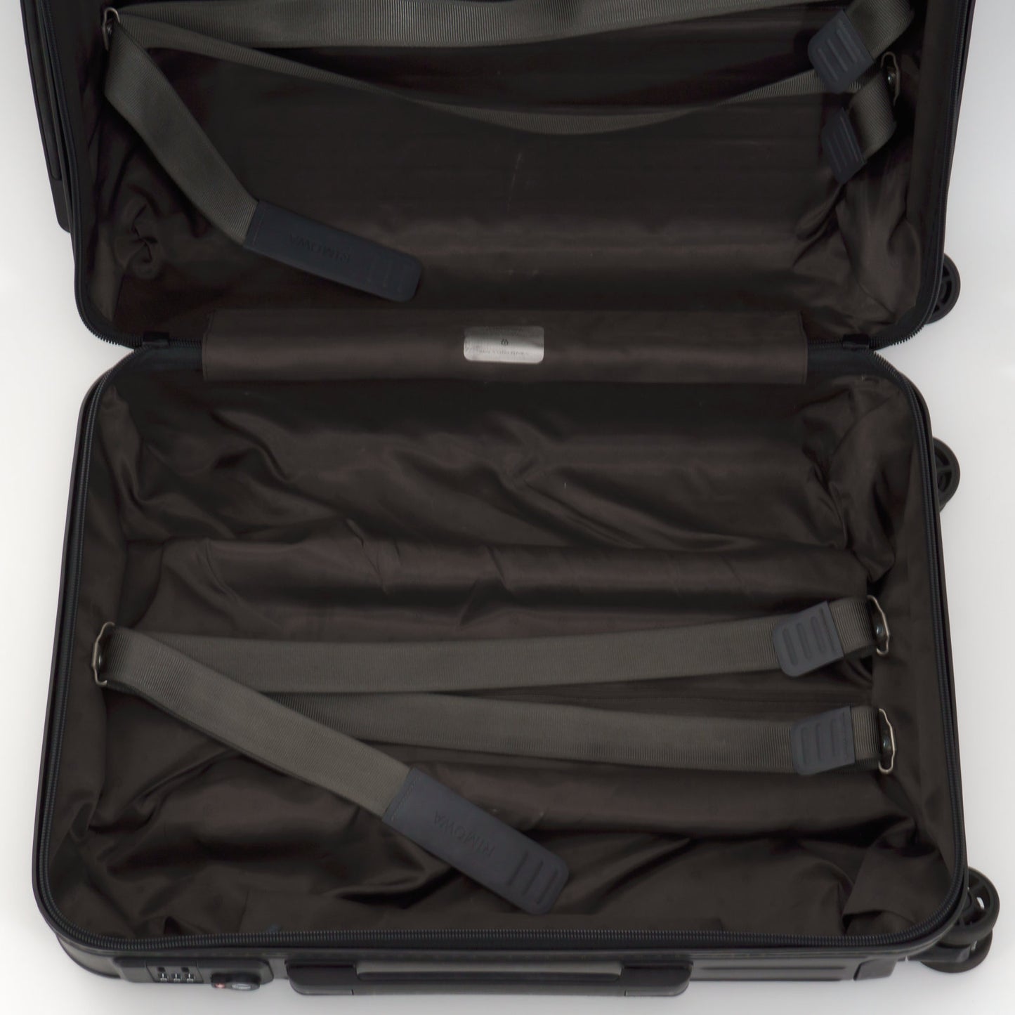 RIMOWA(リモワ) エッセンシャル キャビンS 34L 4輪
