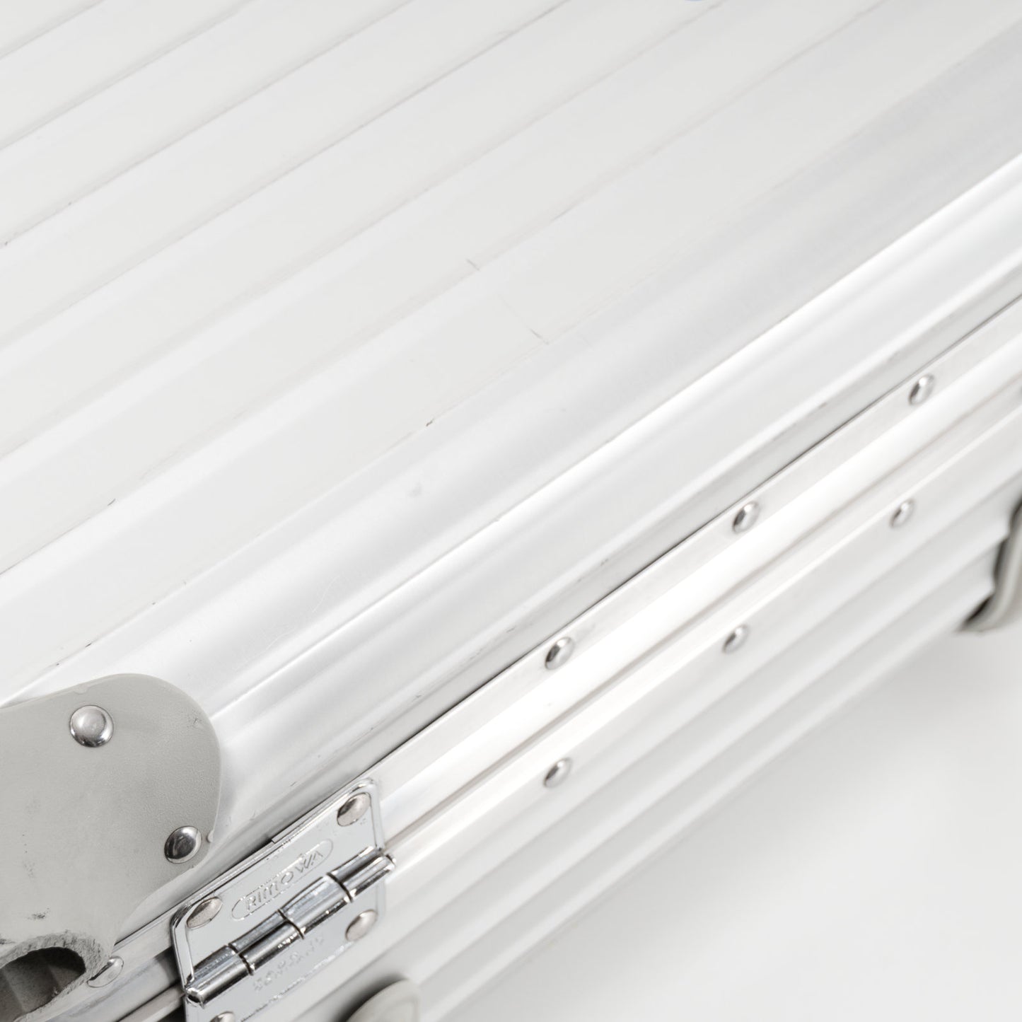 RIMOWA(リモワ) トパーズ 28L 2輪 コンパクト