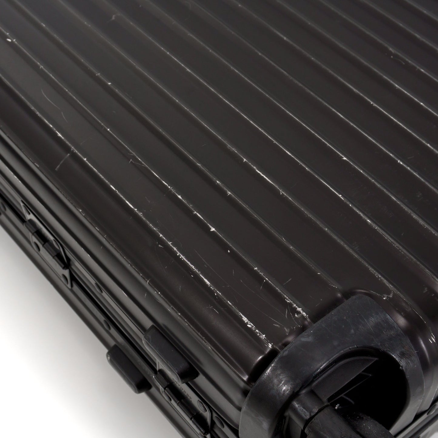 RIMOWA(リモワ) トパーズ 32L 4輪 キャビンS