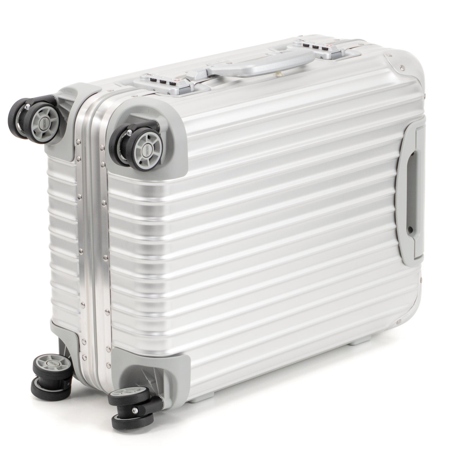 RIMOWA(リモワ) トパーズ 34L 4輪 キャビン