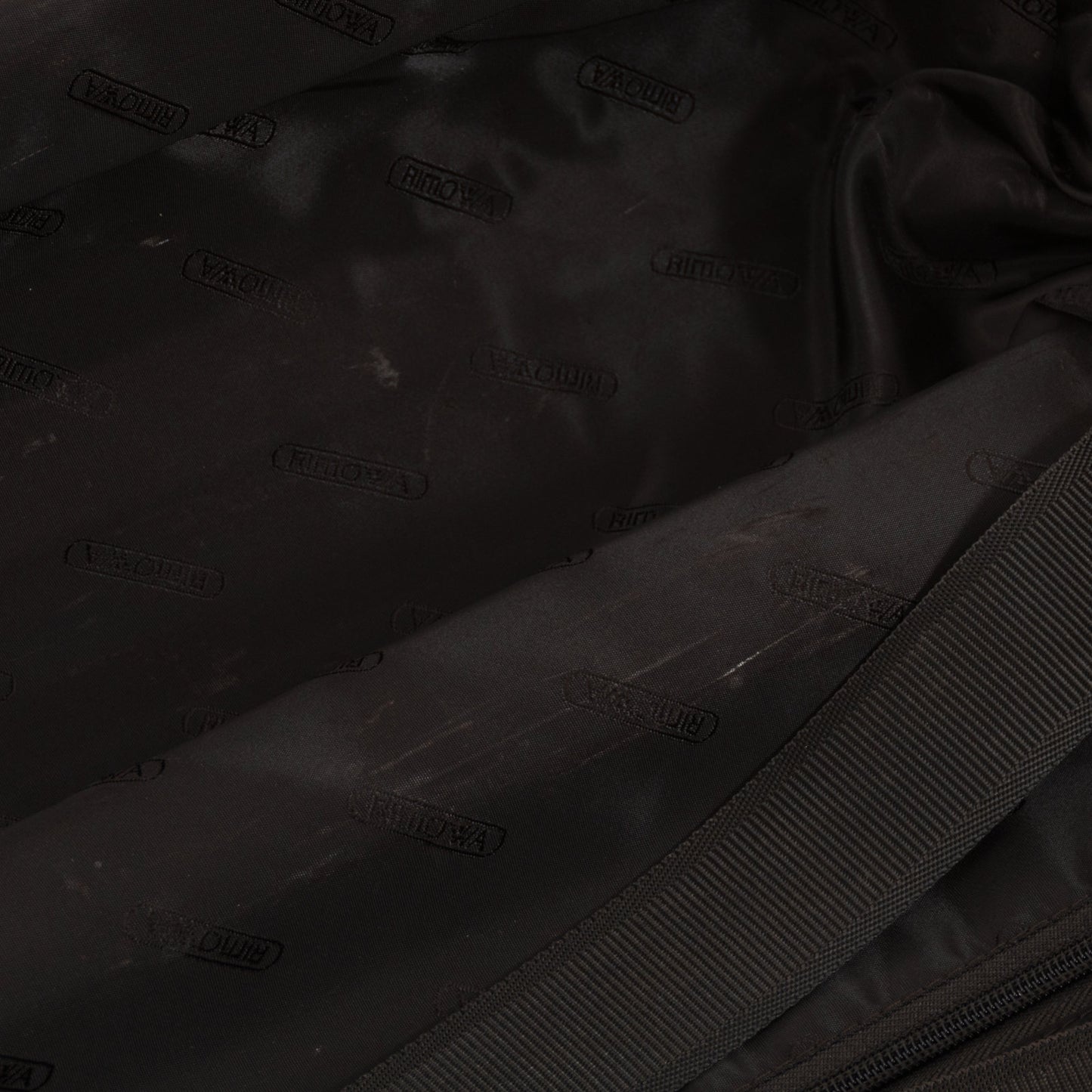 RIMOWA(リモワ) トパーズ 32L 4輪 キャビンS