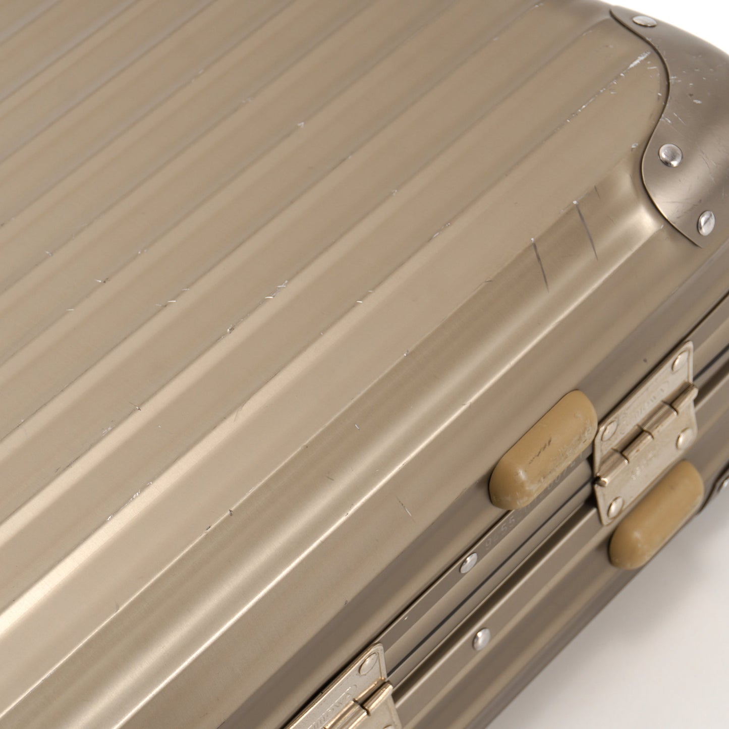 RIMOWA(リモワ) トパーズ 32L 4輪 キャビンS