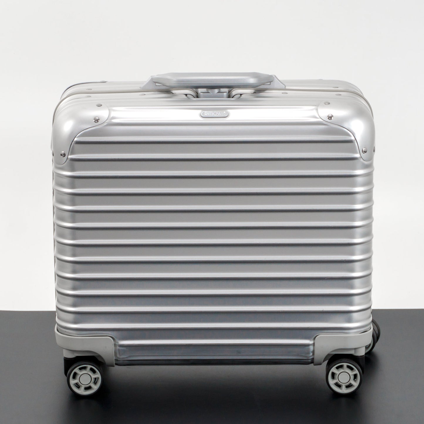 RIMOWA(リモワ) トパーズ 29L 4輪 コンパクト