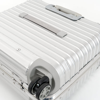 RIMOWA(リモワ) トパーズ 29L 4輪 コンパクト