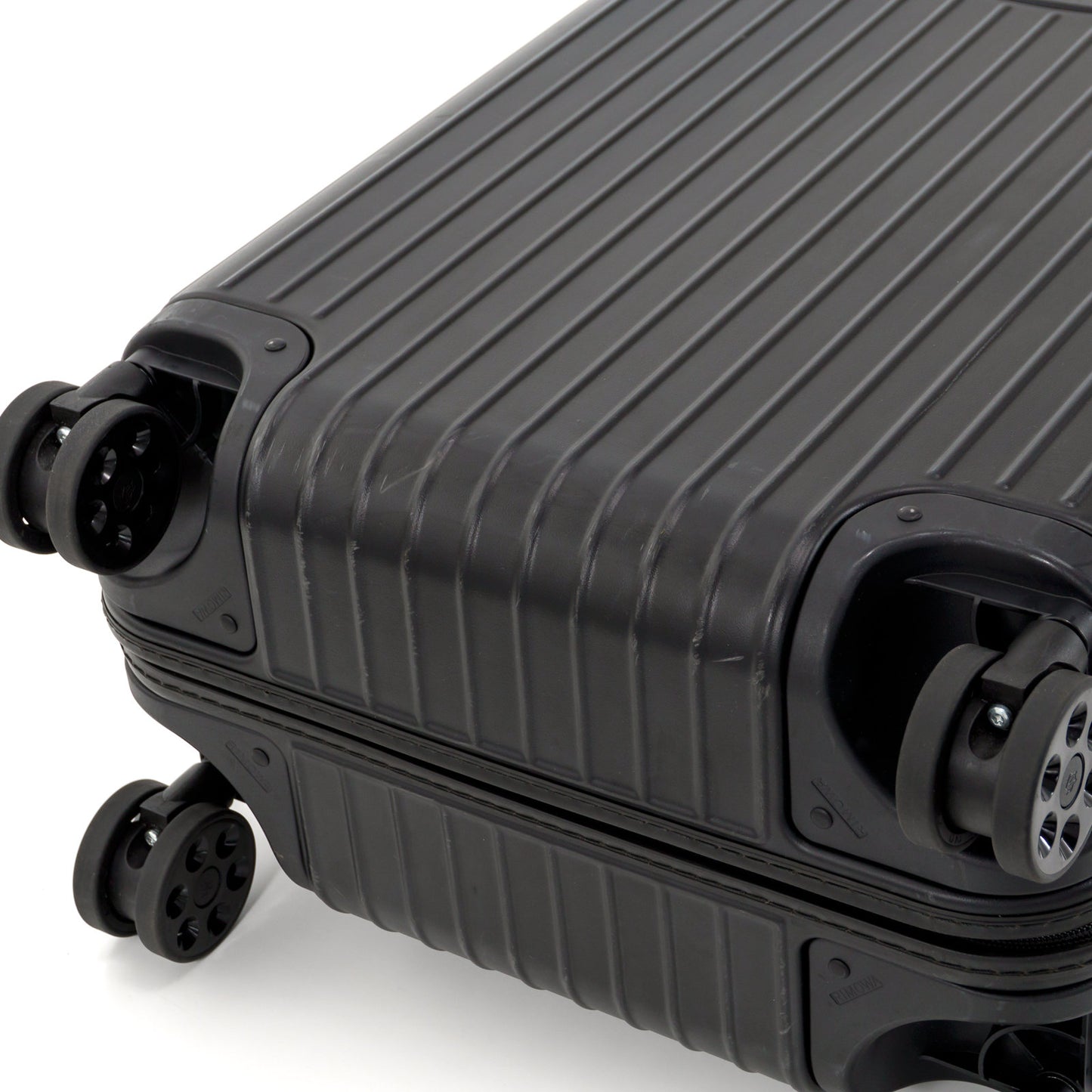 RIMOWA(リモワ) エッセンシャルスリーブ キャビンプラス 46L 4輪