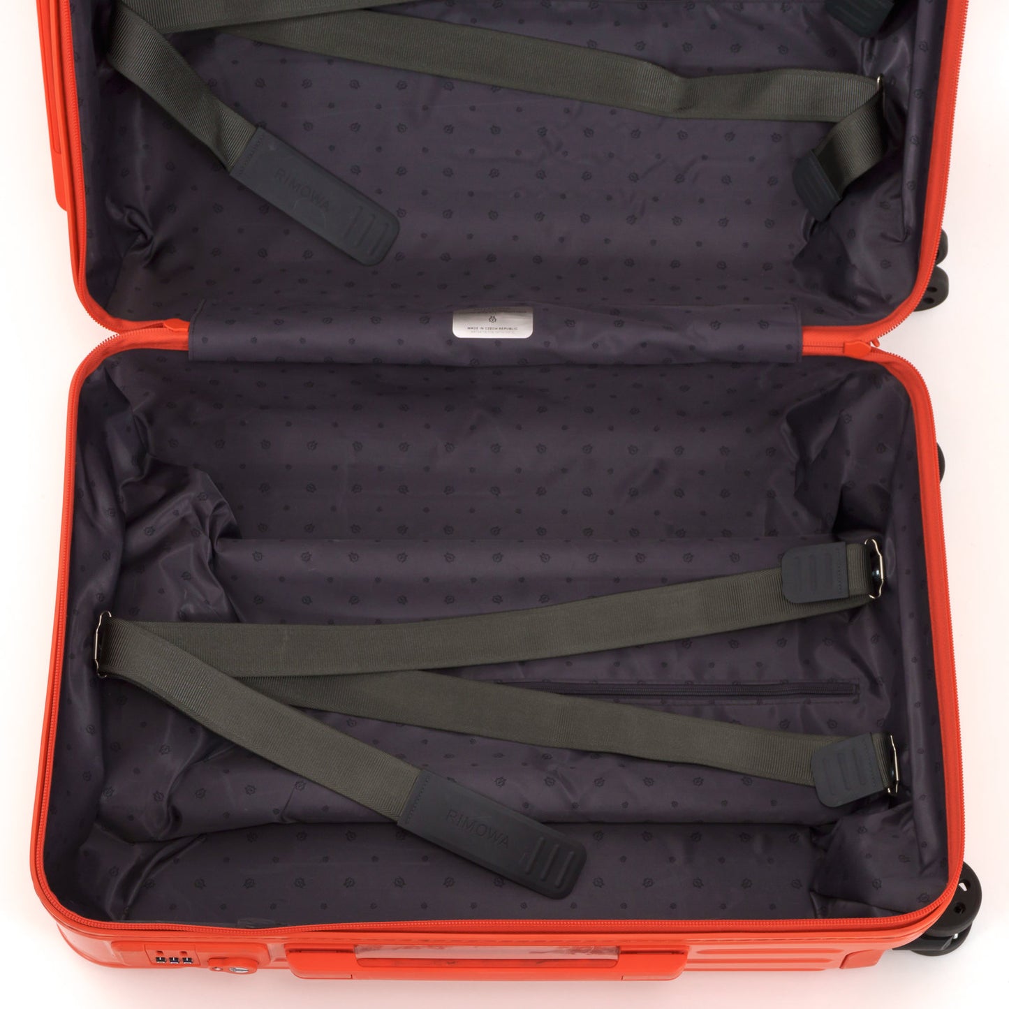 RIMOWA(リモワ) エッセンシャル キャビン 36L 4輪