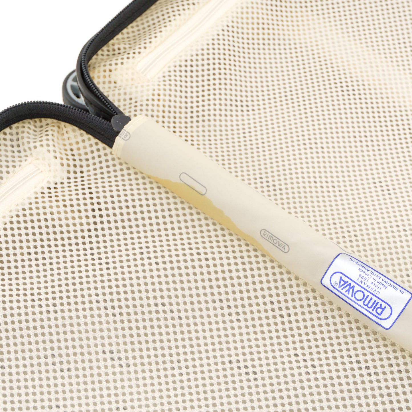 RIMOWA(リモワ) サルサエアー 33L 4輪 キャビンS