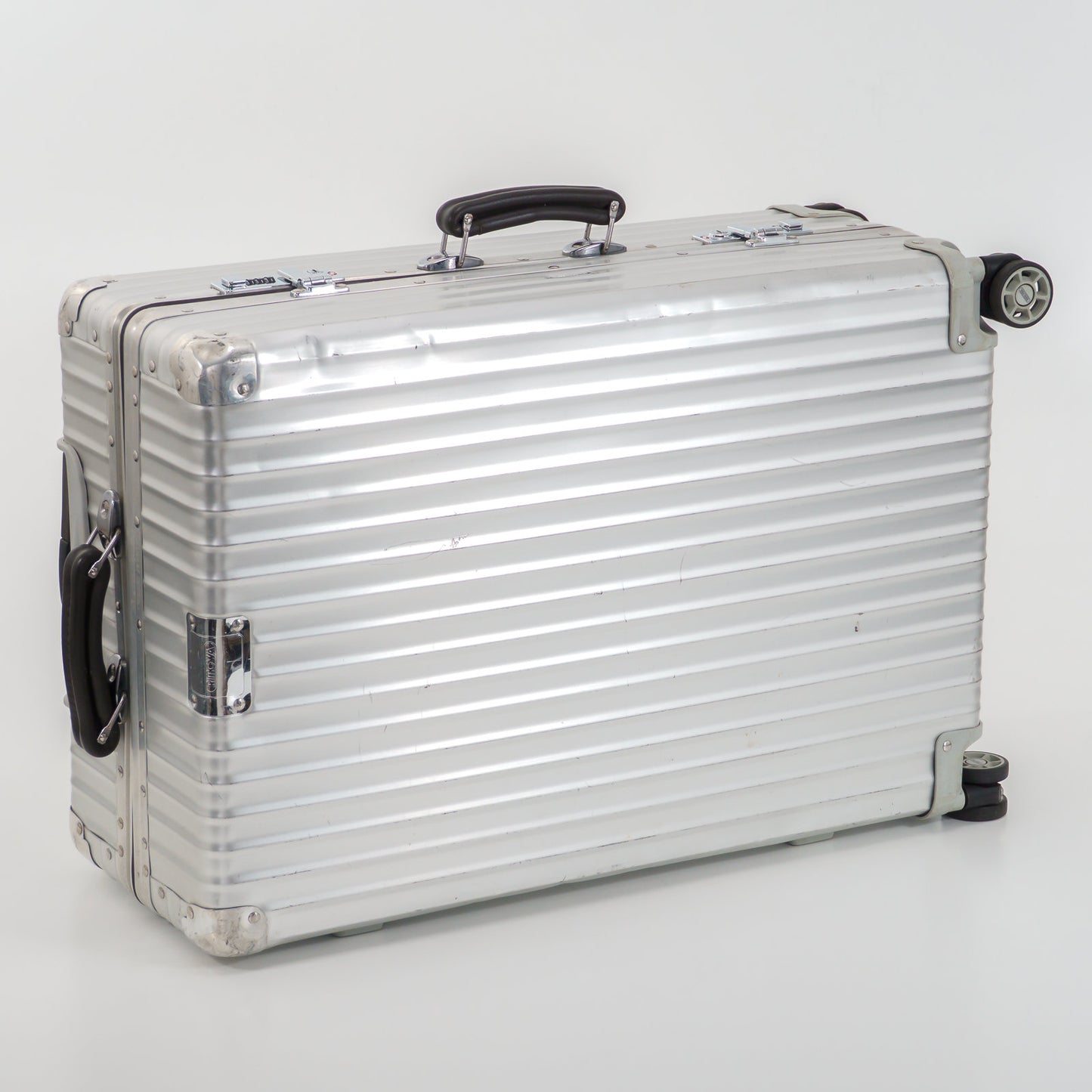 RIMOWA(リモワ) クラシックフライト 60L 4輪 チェックインM