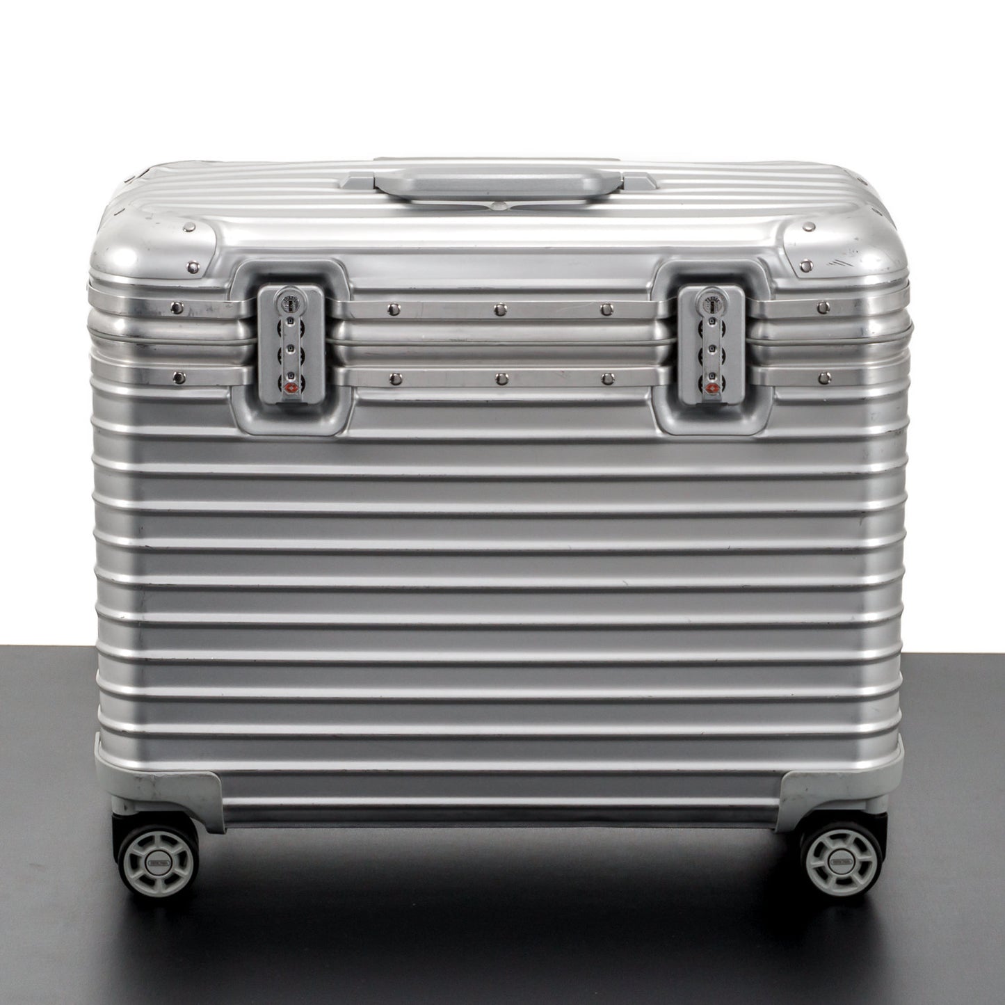 RIMOWA(リモワ) トパーズ 34L 4輪 パイロット