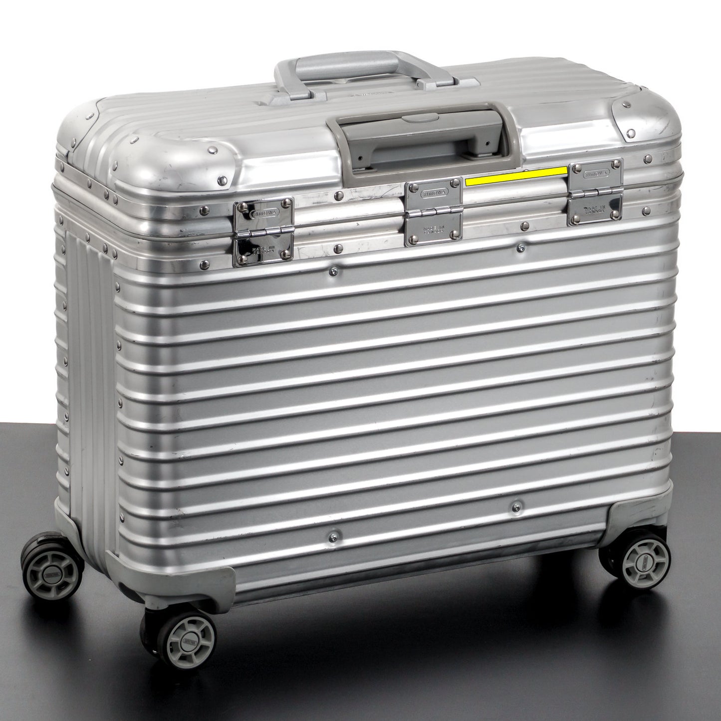 RIMOWA(リモワ) トパーズ 34L 4輪 パイロット
