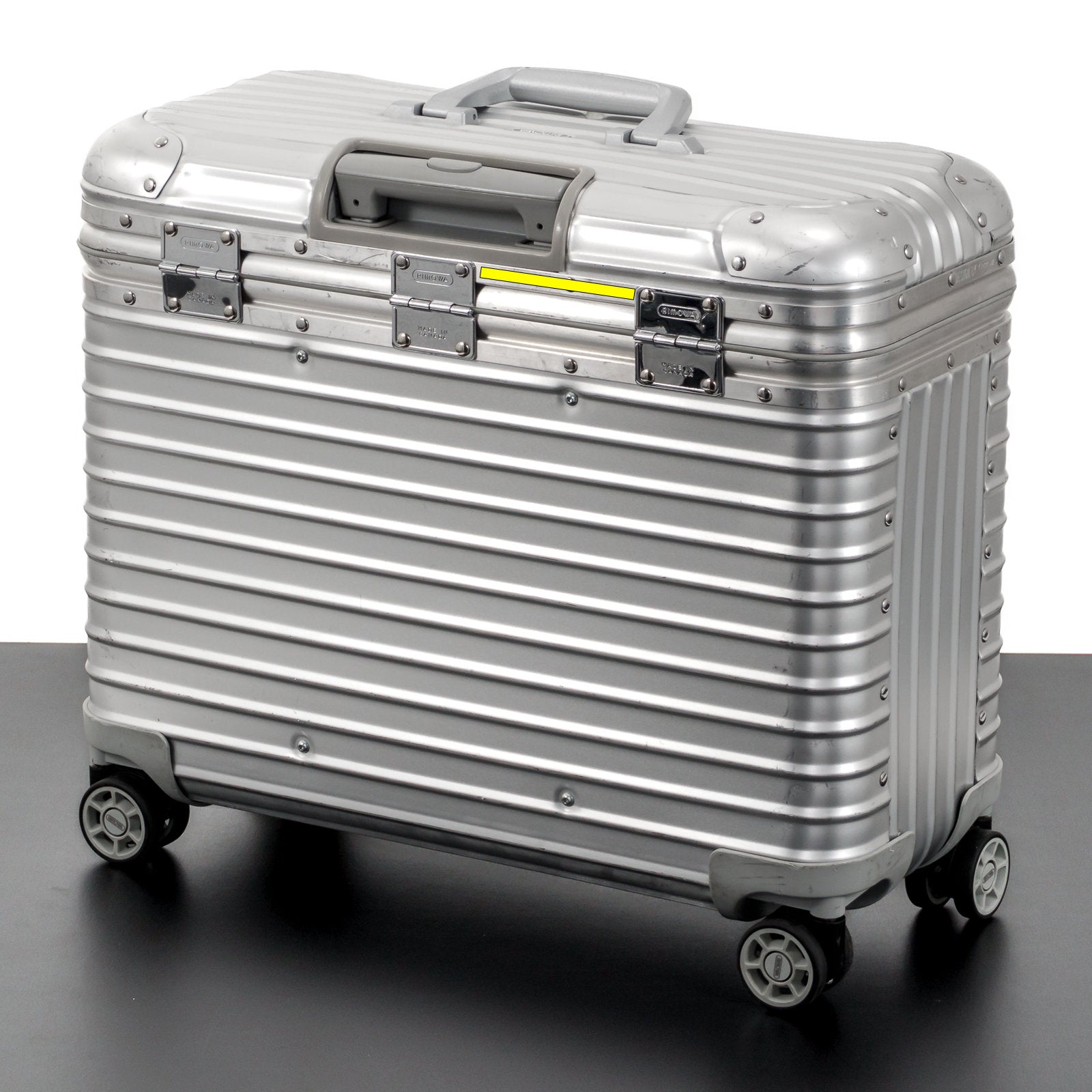 RIMOWA(リモワ) トパーズ 34L 4輪 パイロット – 中古RIMOWA(リモワ