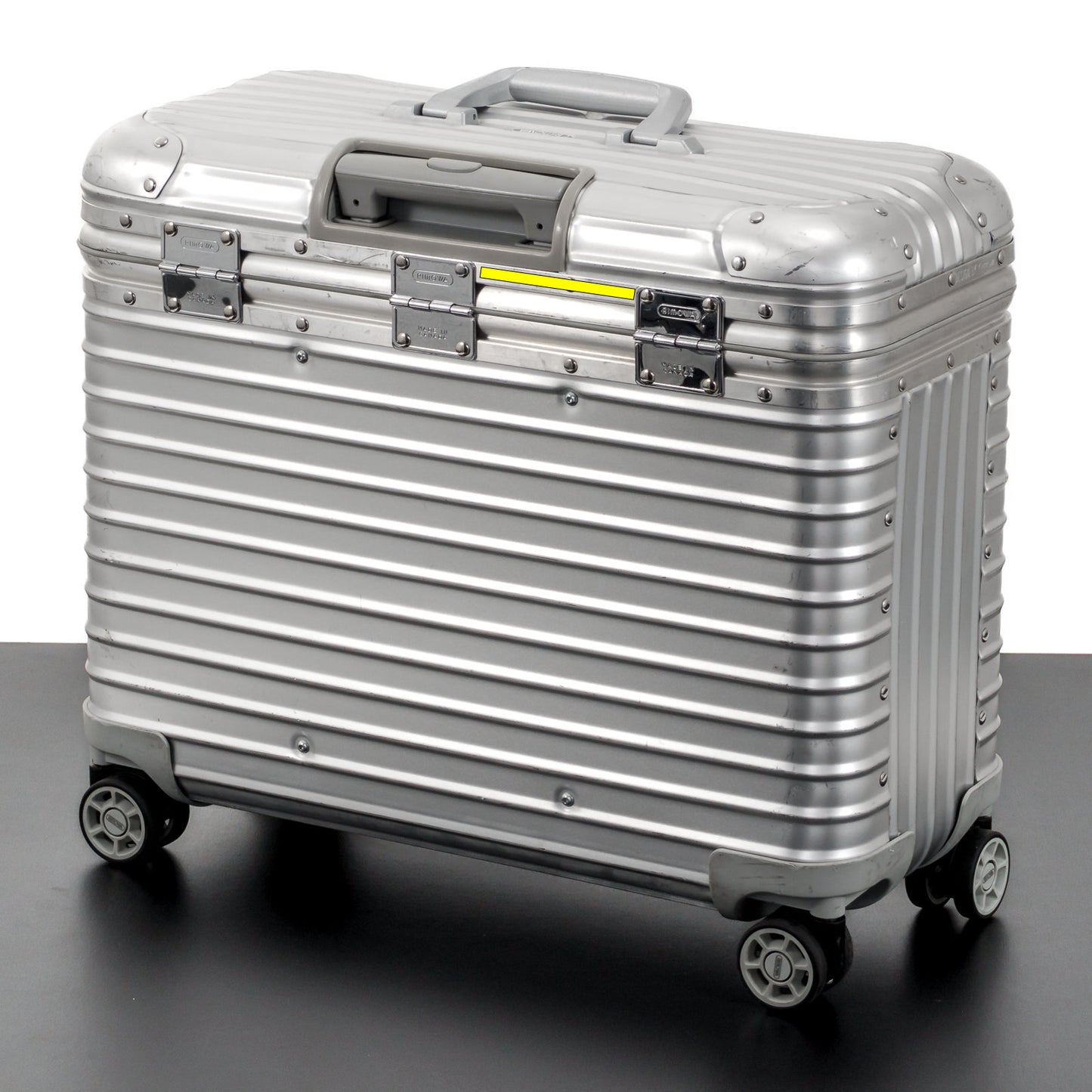 RIMOWA(リモワ) トパーズ 34L 4輪 パイロット