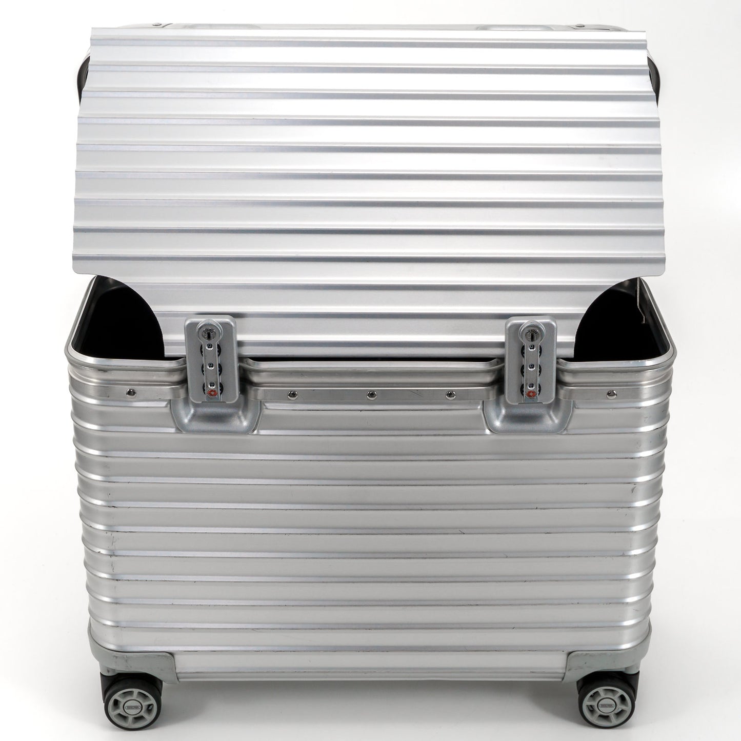RIMOWA(リモワ) トパーズ 34L 4輪 パイロット