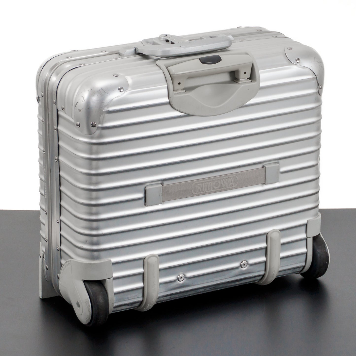 RIMOWA(リモワ) トパーズ 28L 2輪 コンパクト