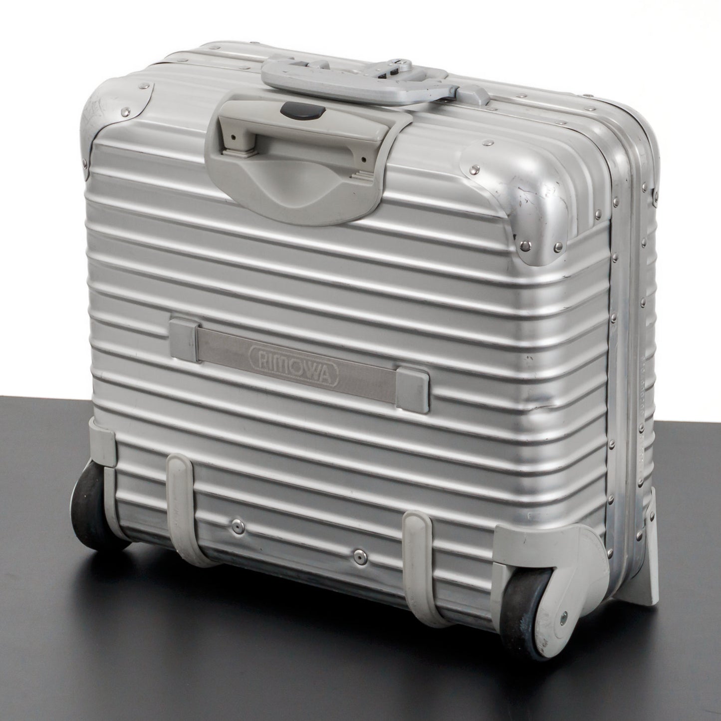 RIMOWA(リモワ) トパーズ 28L 2輪 コンパクト