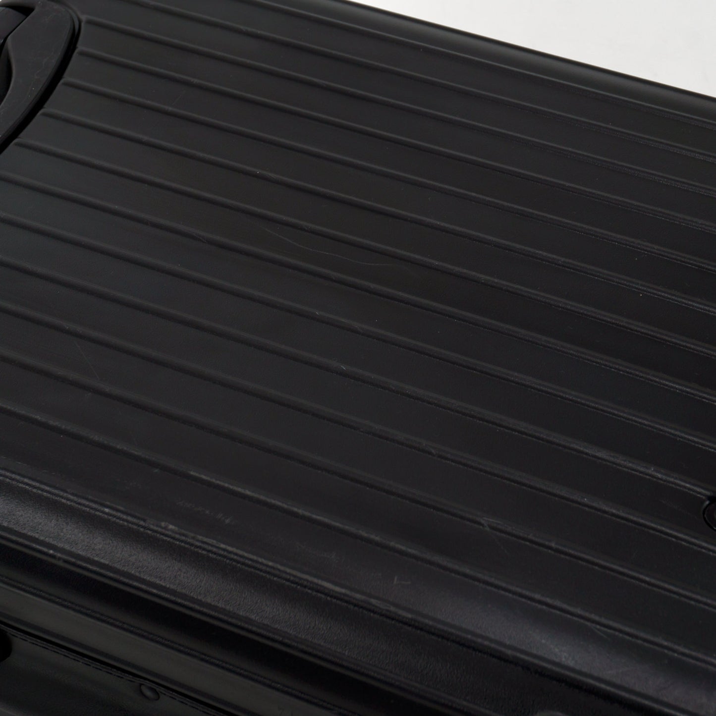 RIMOWA(リモワ) サルサ 32L 4輪 キャビンS
