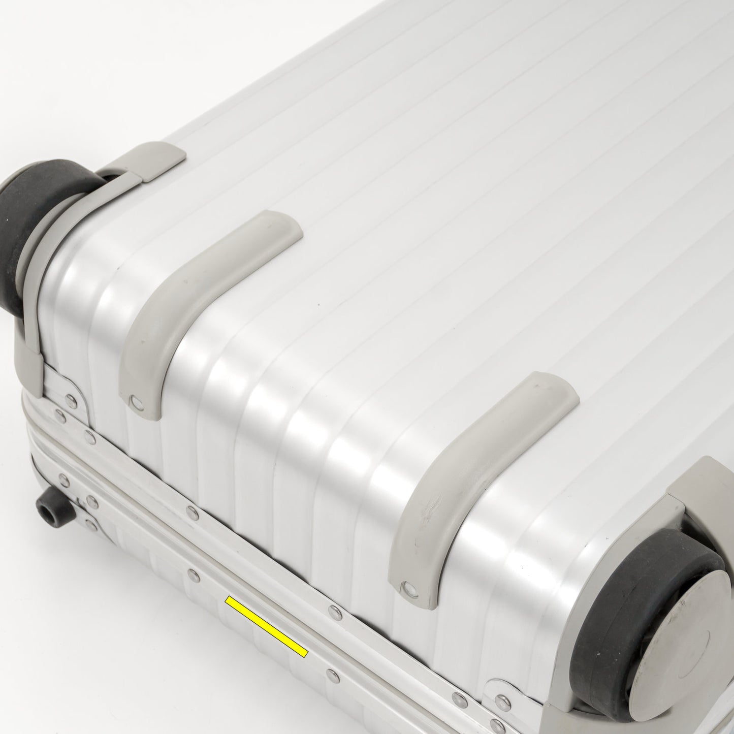 RIMOWA(リモワ) トパーズ 32L 2輪 キャビンS