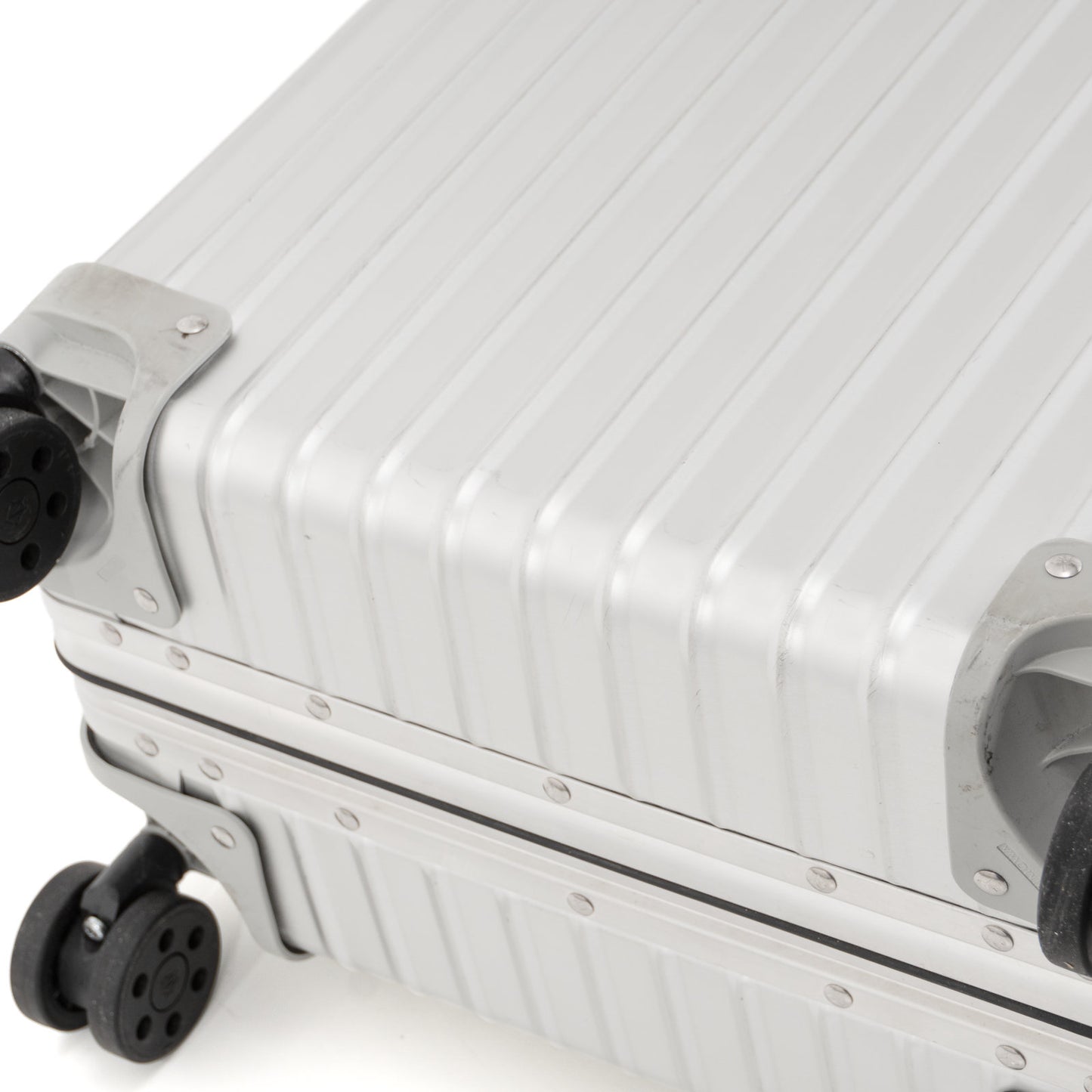 RIMOWA(リモワ) クラシック 33L 4輪 キャビンS