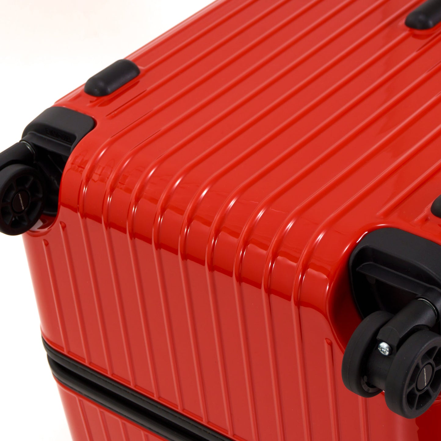 RIMOWA(リモワ) PORSCHE(ポルシェ) PTS ウルトラライト エッセンシャル トランク 74L 4輪