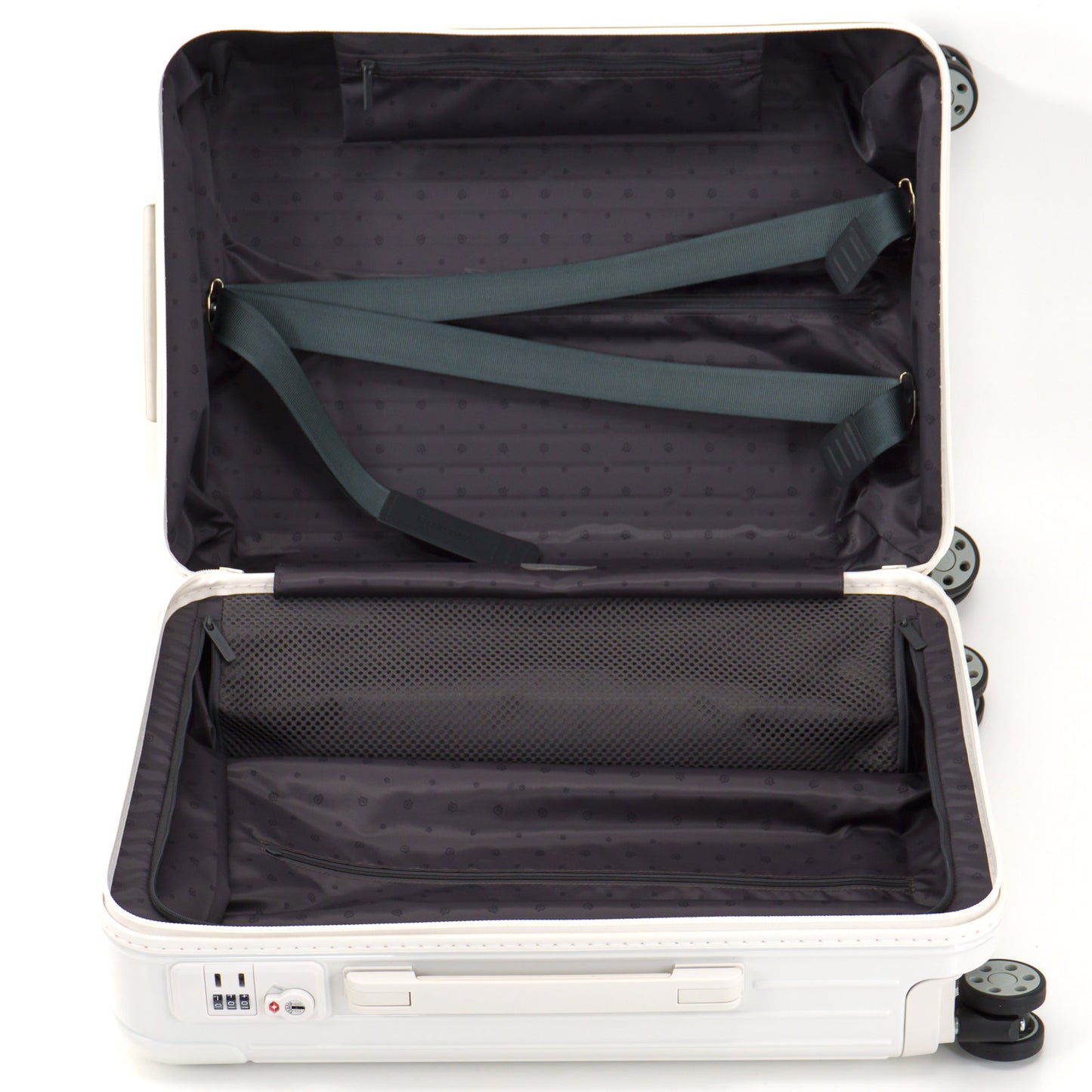 RIMOWA(リモワ) エッセンシャル 36L 4輪 キャビン