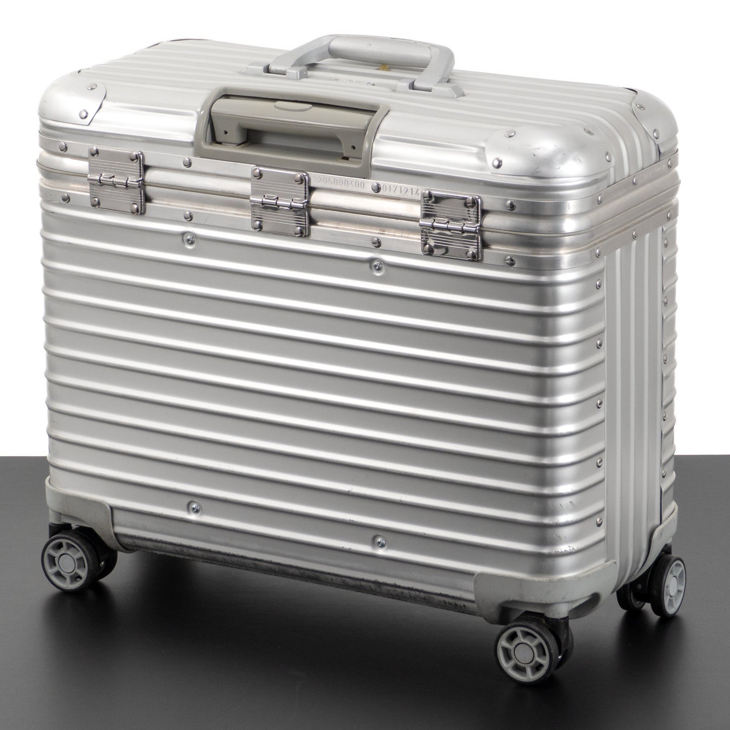 RIMOWA(リモワ) トパーズ 34L 4輪 パイロット