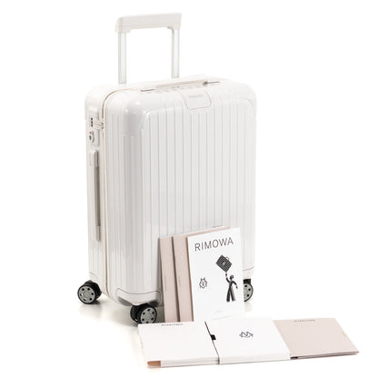 RIMOWA(リモワ) エッセンシャル 36L 4輪 キャビン