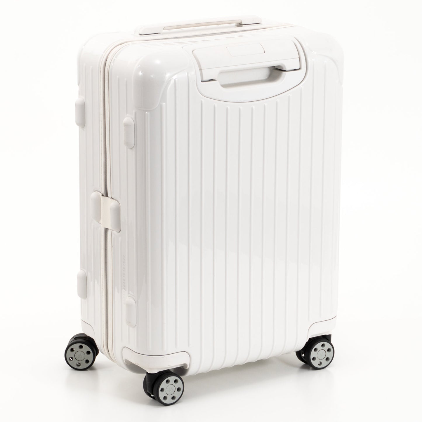RIMOWA(リモワ) エッセンシャル 36L 4輪 キャビン