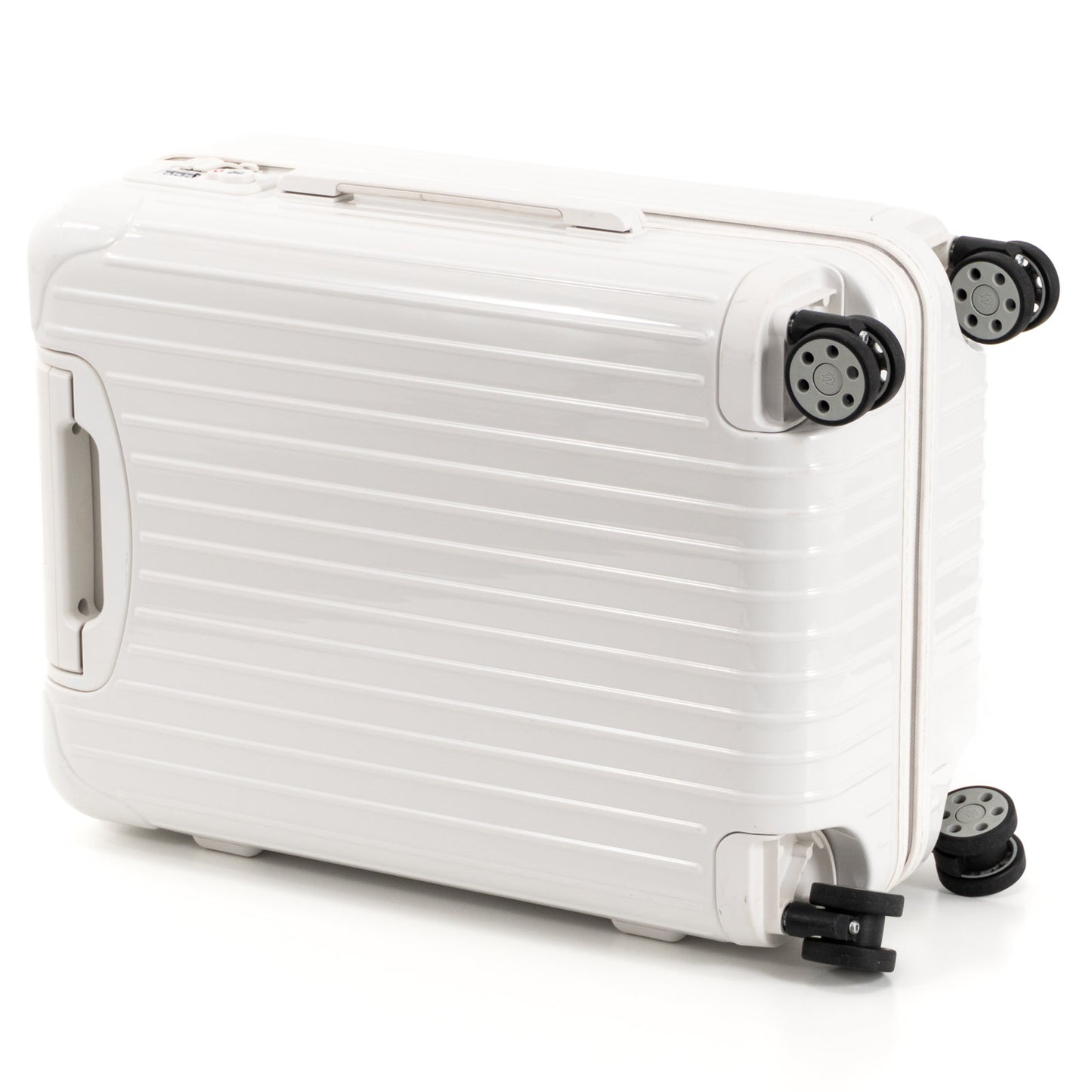 RIMOWA(リモワ) エッセンシャル 36L 4輪 キャビン