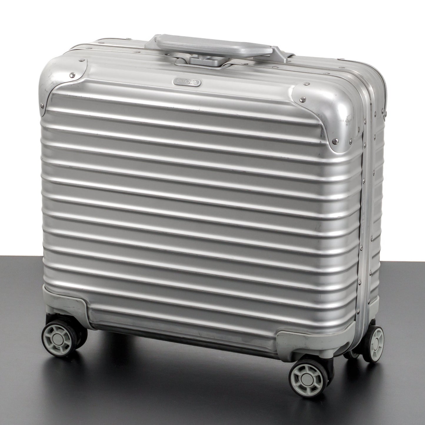 RIMOWA(リモワ) トパーズ 29L 4輪 コンパクト