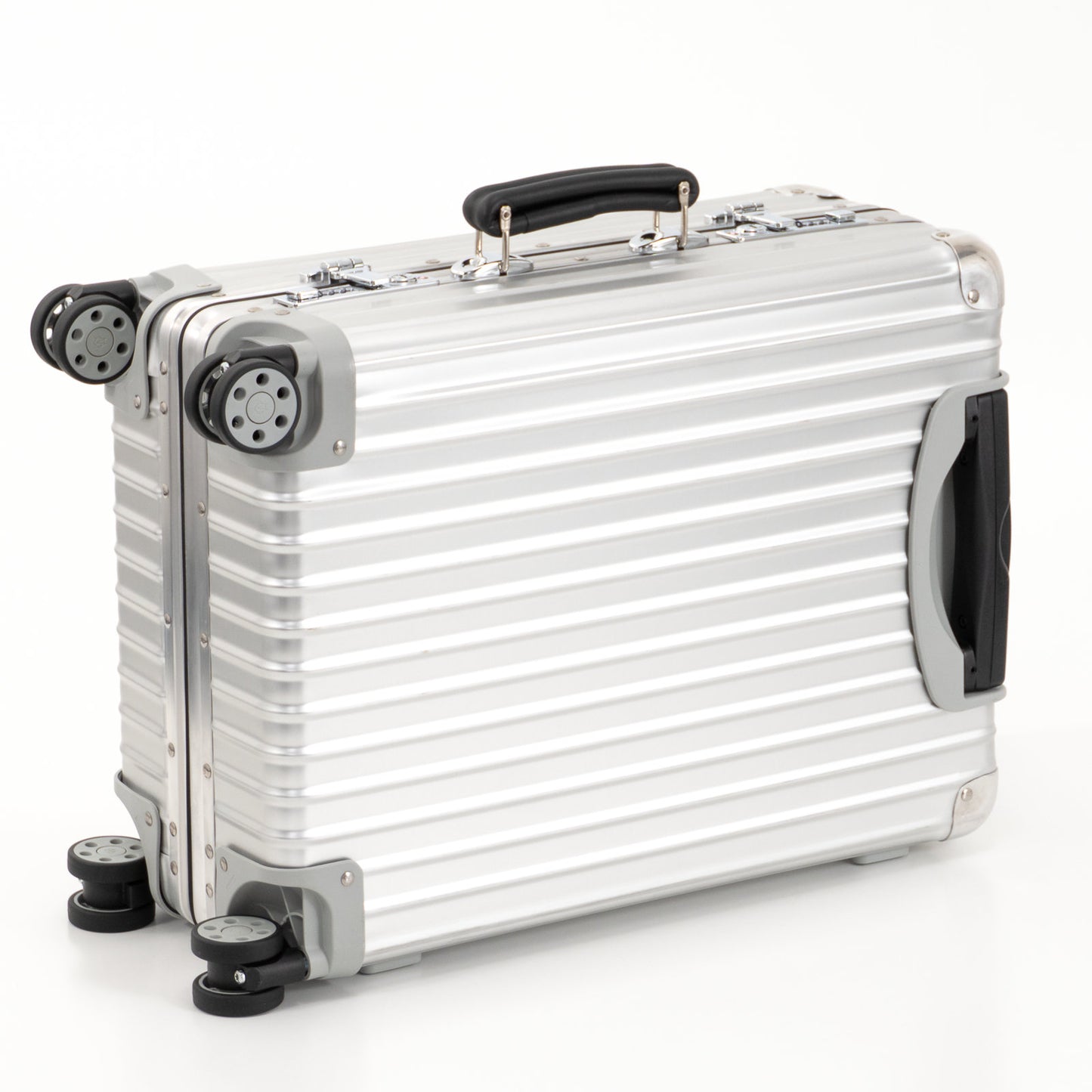 RIMOWA(リモワ) クラシック 33L 4輪 キャビンS