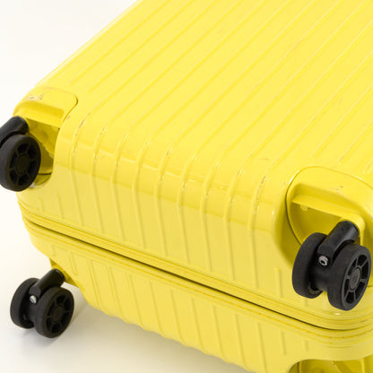 RIMOWA(リモワ) エッセンシャル 36L 4輪 キャビン