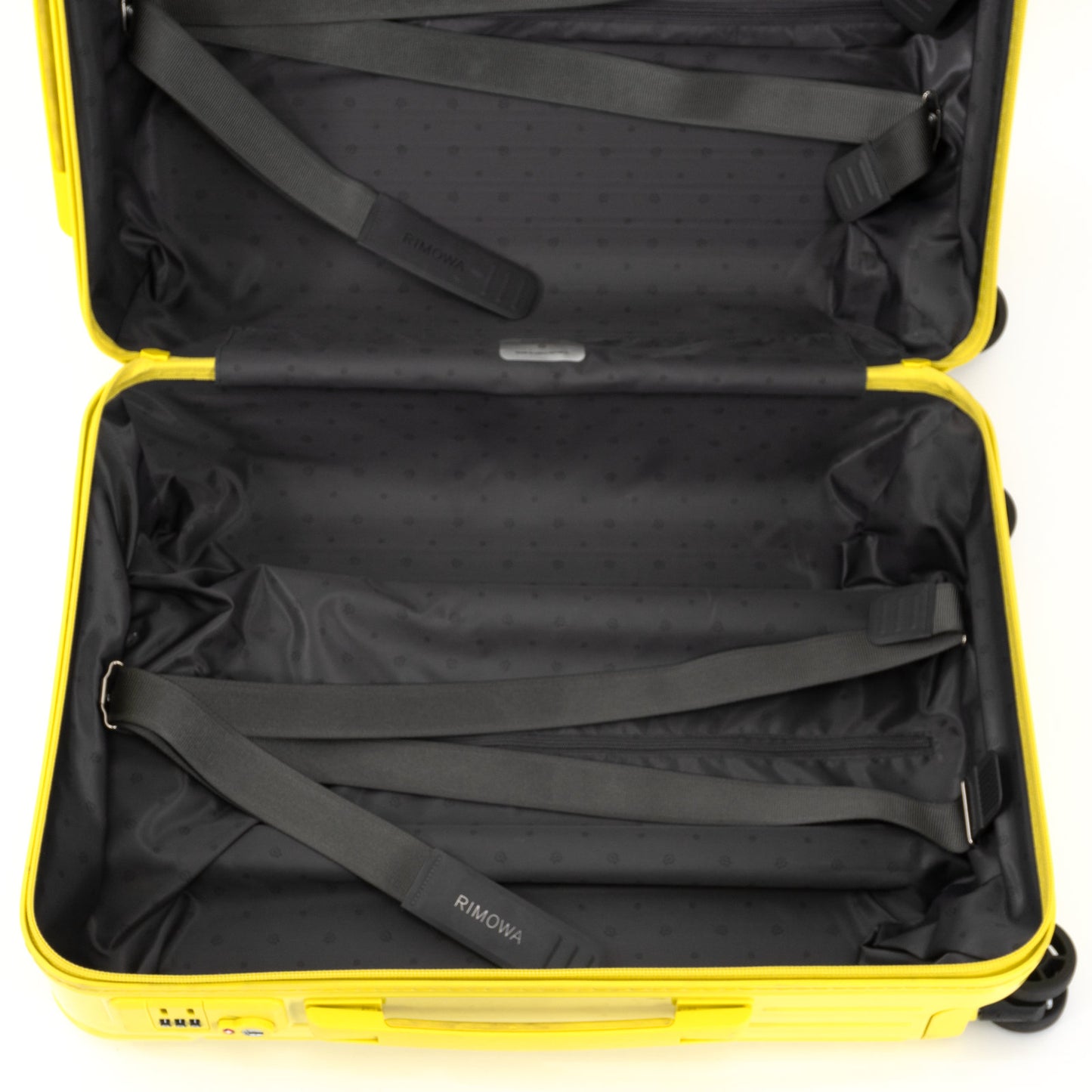 RIMOWA(リモワ) エッセンシャル 36L 4輪 キャビン