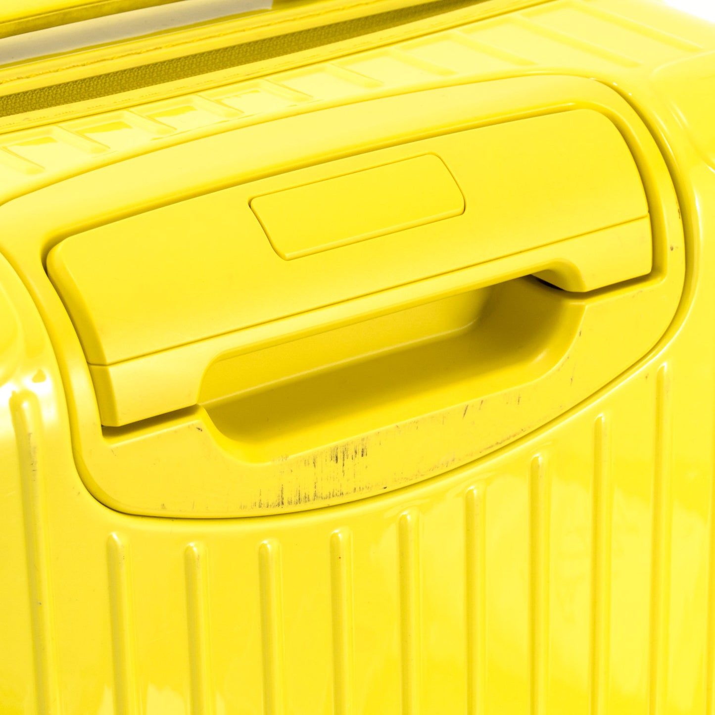 RIMOWA(リモワ) エッセンシャル 36L 4輪 キャビン