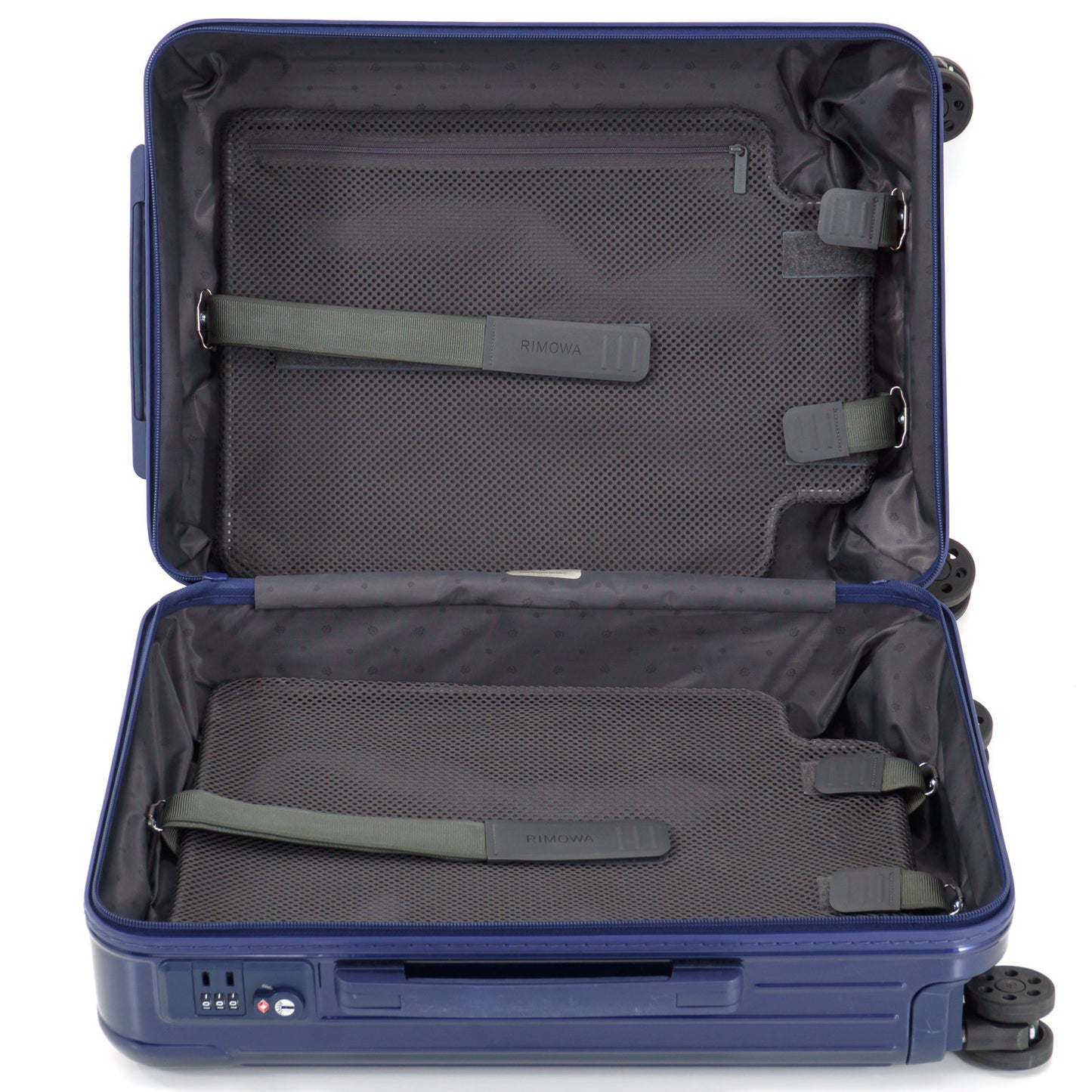 RIMOWA(リモワ) エッセンシャル 36L 4輪 キャビン