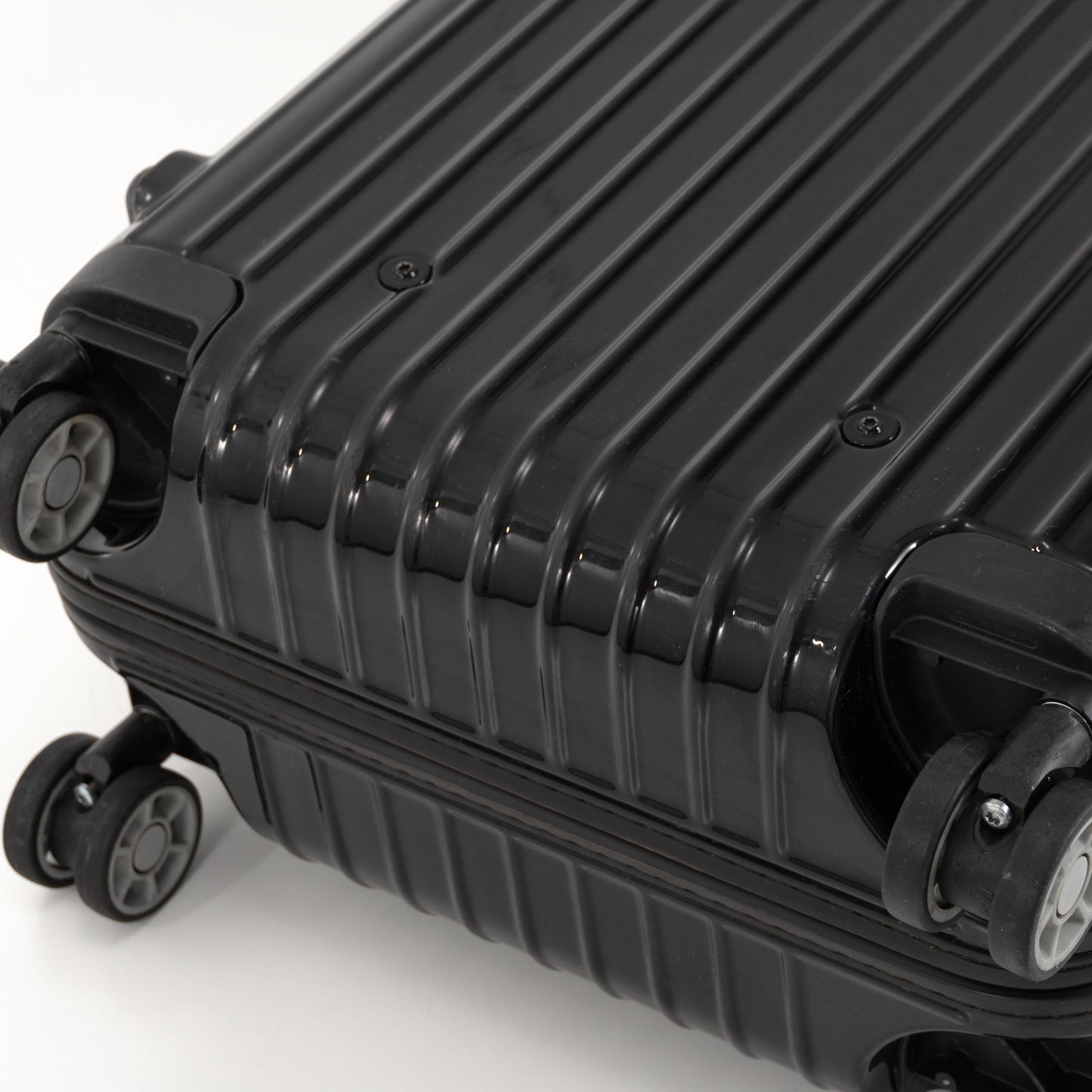 RIMOWA(リモワ) サルサデラックス 35L 4輪 キャビンS