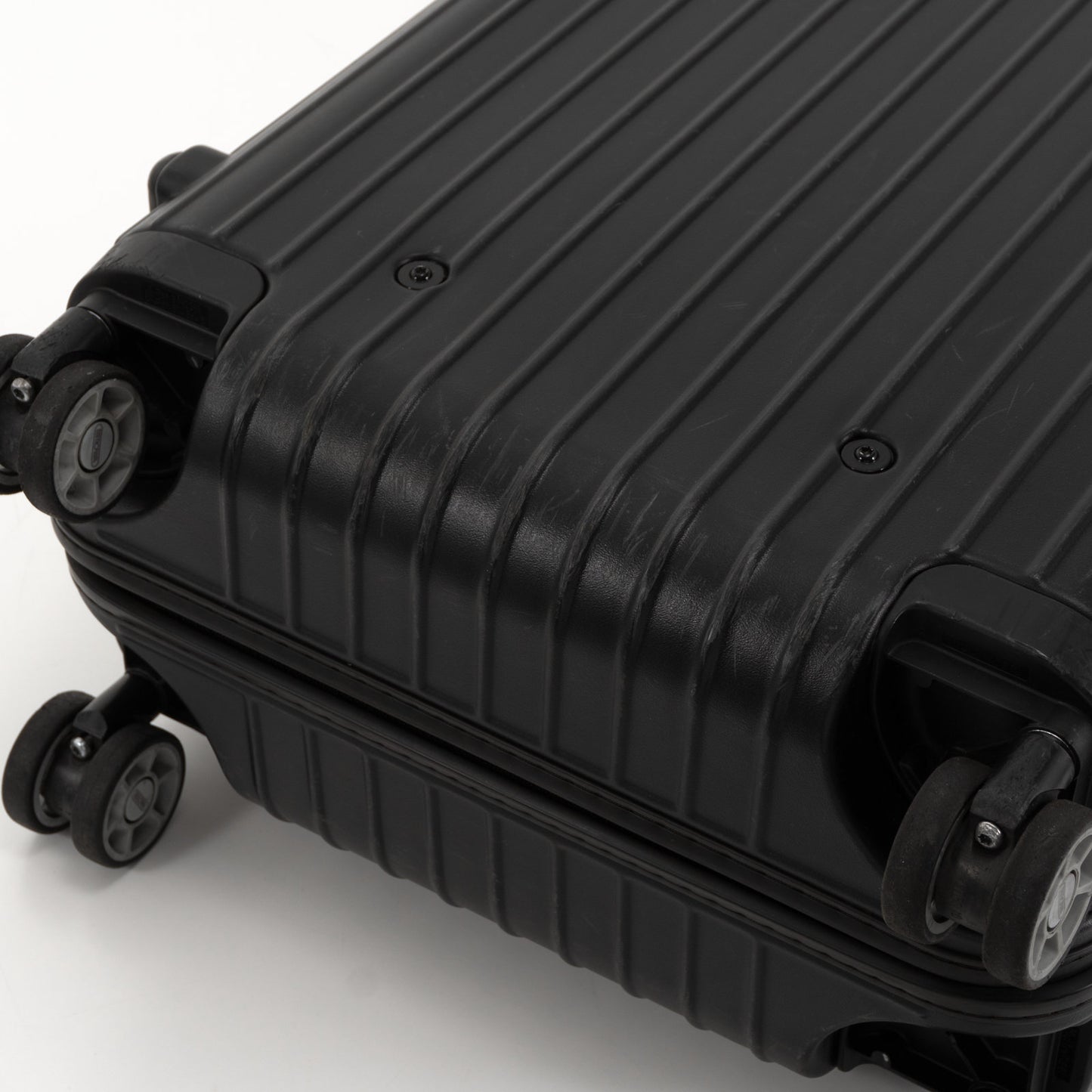 RIMOWA(リモワ) サルサ 32L 4輪 キャビンS