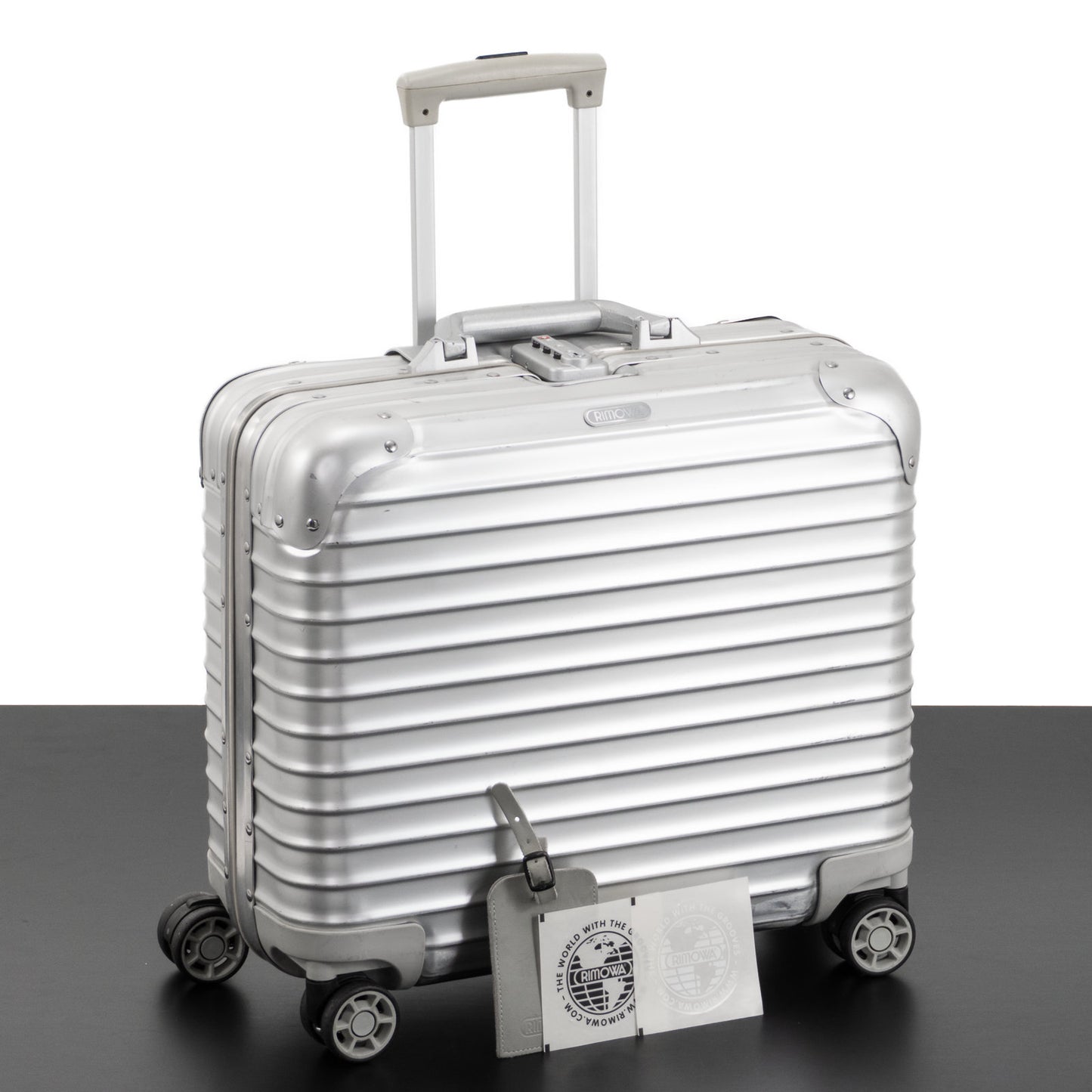 RIMOWA(リモワ) トパーズ 29L 4輪 コンパクト
