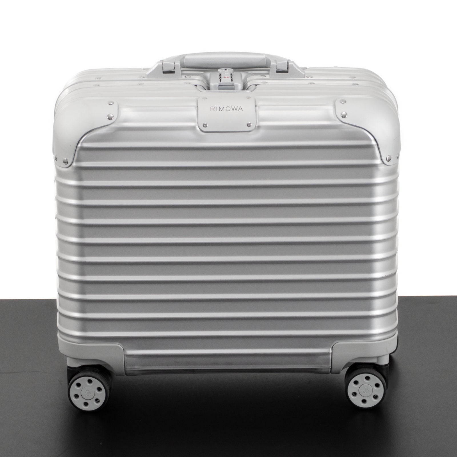 RIMOWA(リモワ) オリジナル 29L 4輪 コンパクト – 中古RIMOWA(リモワ