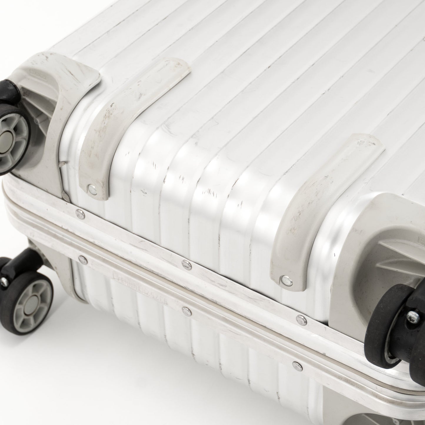 RIMOWA(リモワ) トパーズ 32L 4輪 キャビンS