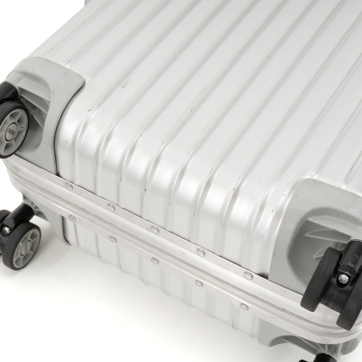 RIMOWA(リモワ) トパーズ 32L 4輪 キャビンS