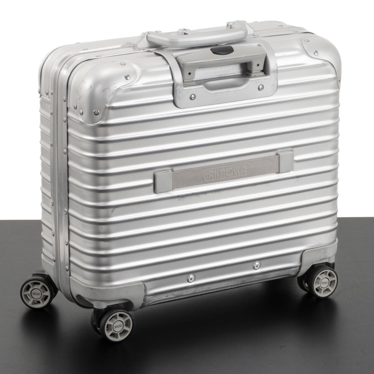 RIMOWA(リモワ) トパーズ 29L 4輪 コンパクト