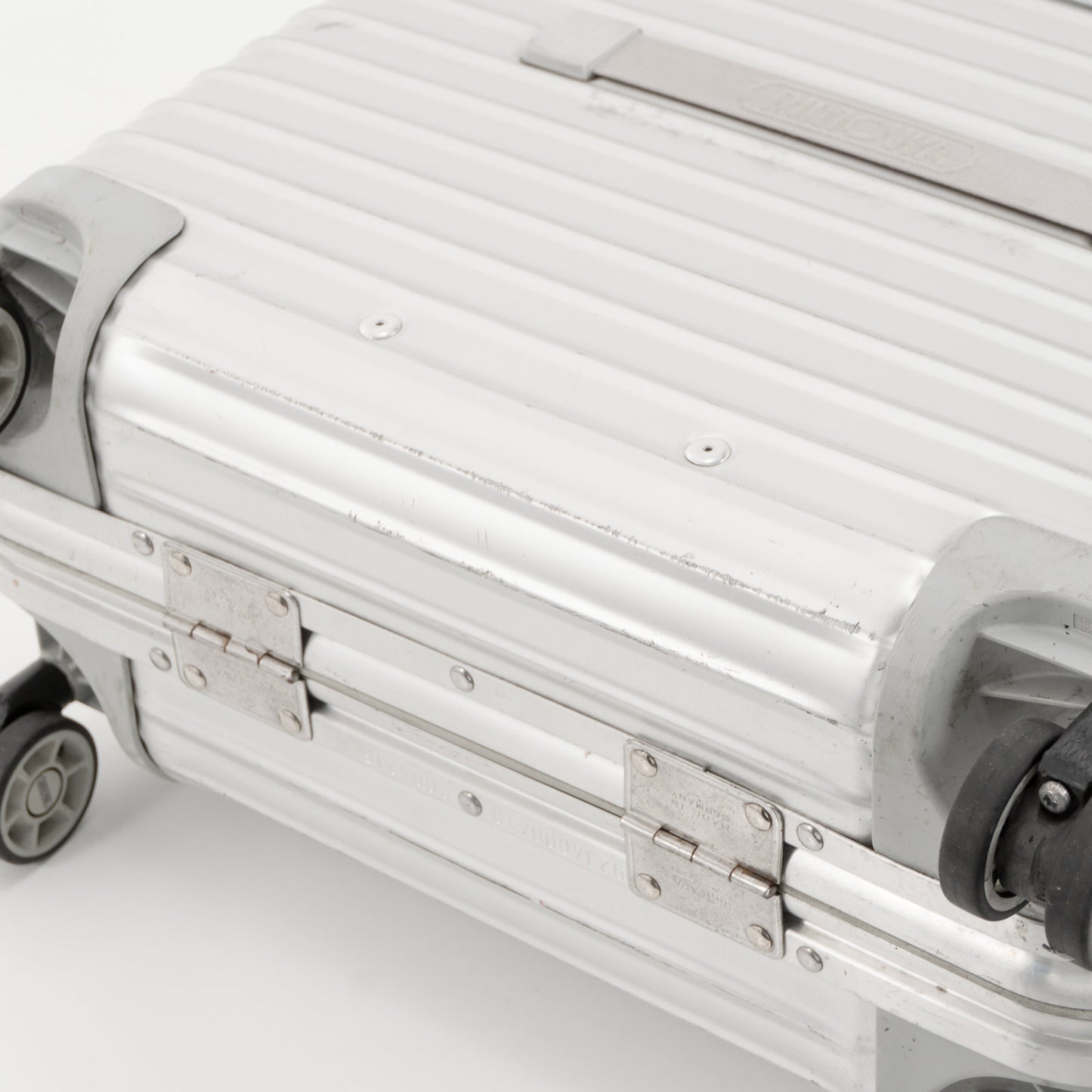 RIMOWA(リモワ) トパーズ 29L 4輪 コンパクト