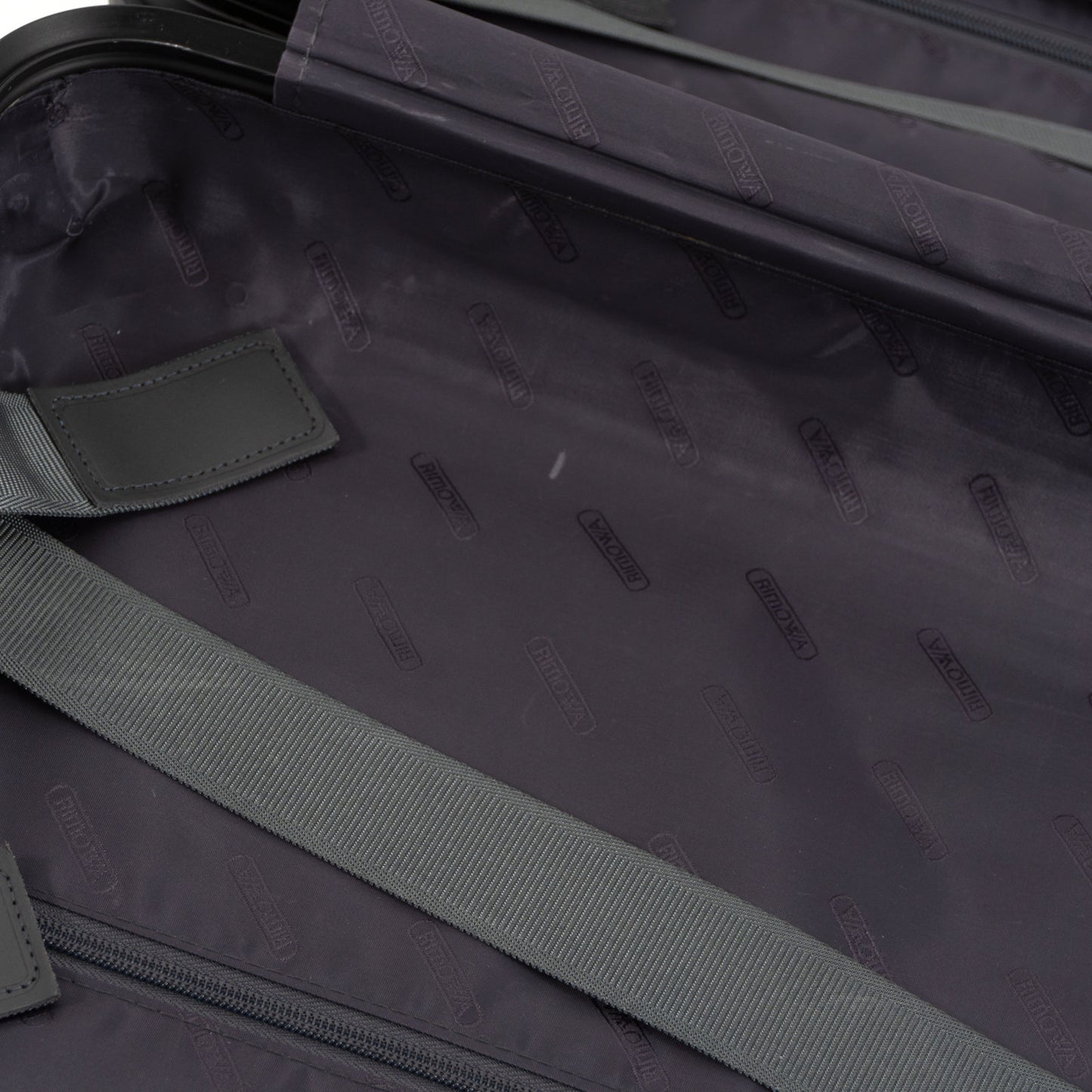 RIMOWA(リモワ) トパーズ 32L 2輪 キャビンS