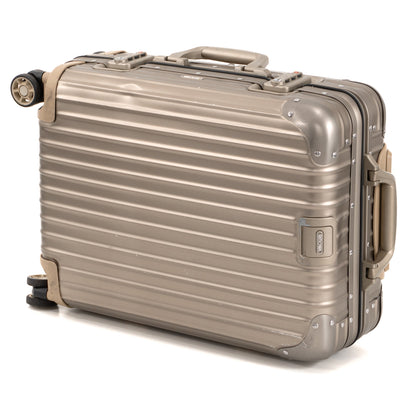 RIMOWA(リモワ) トパーズ 32L 4輪 キャビンS