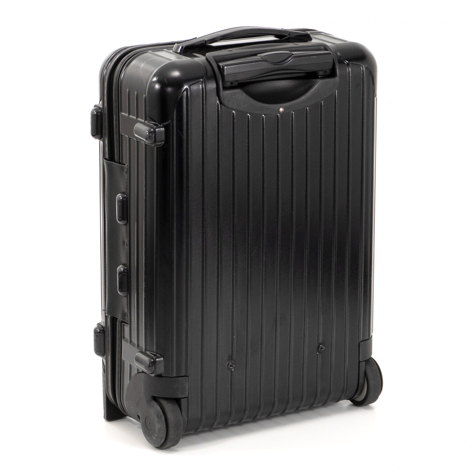 RIMOWA(リモワ) サルサ 35L 2輪 キャビンS – 中古RIMOWA(リモワ)専門店