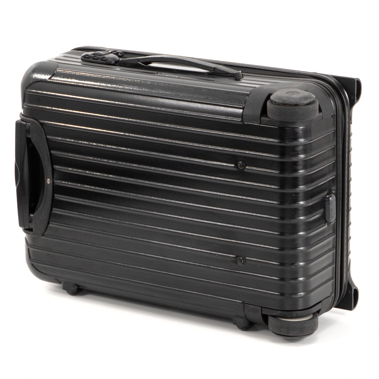【ロック故障あり】RIMOWAリモワ サルサ 2輪35L機内持込み 廃盤品 RIMOWA(リモワ) サルサ 35L 2輪 キャビンS – 中古RIMOWA(リモワ)専門店
