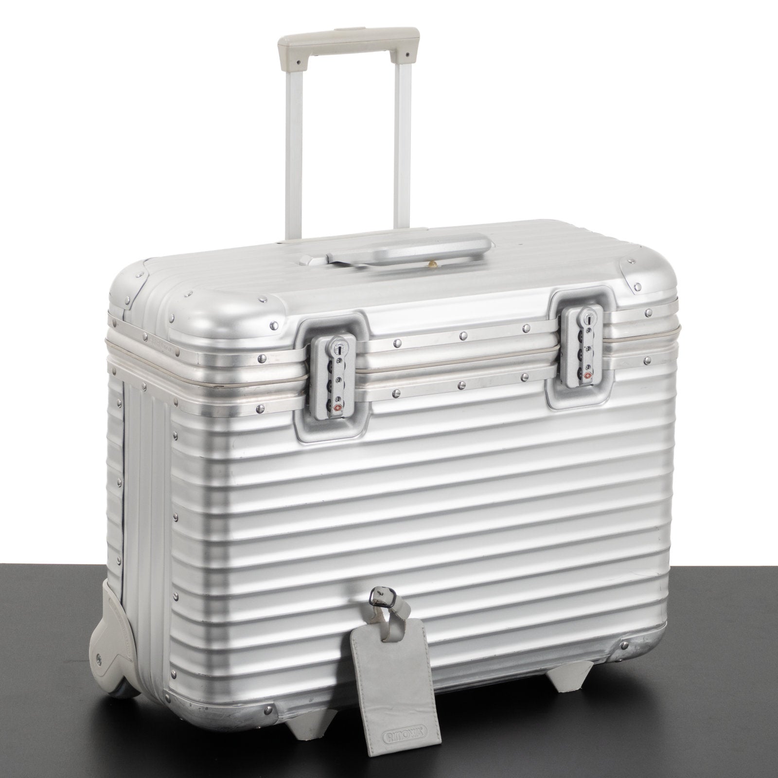 RIMOWA(リモワ) トパーズ 36L 2輪 パイロット – 中古RIMOWA(リモワ