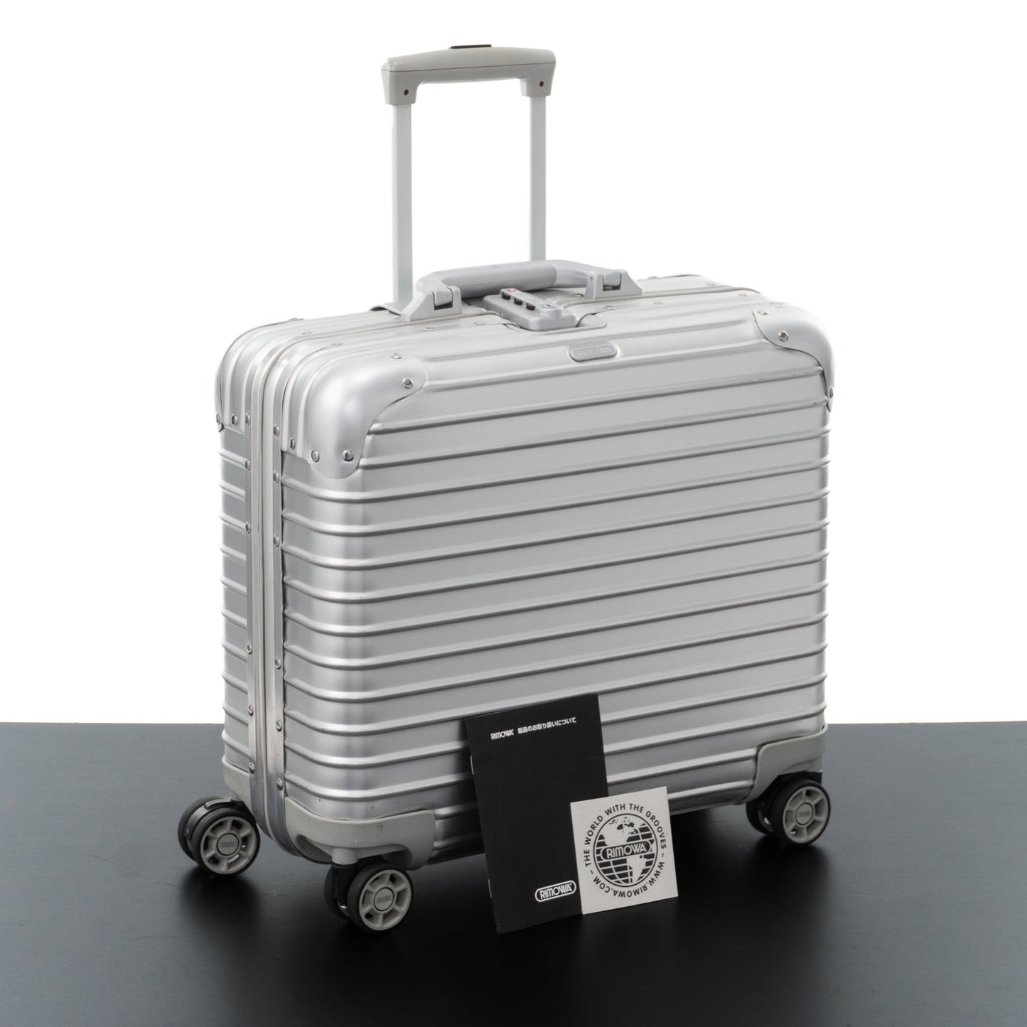 RIMOWA(リモワ) トパーズ 29L 4輪 コンパクト
