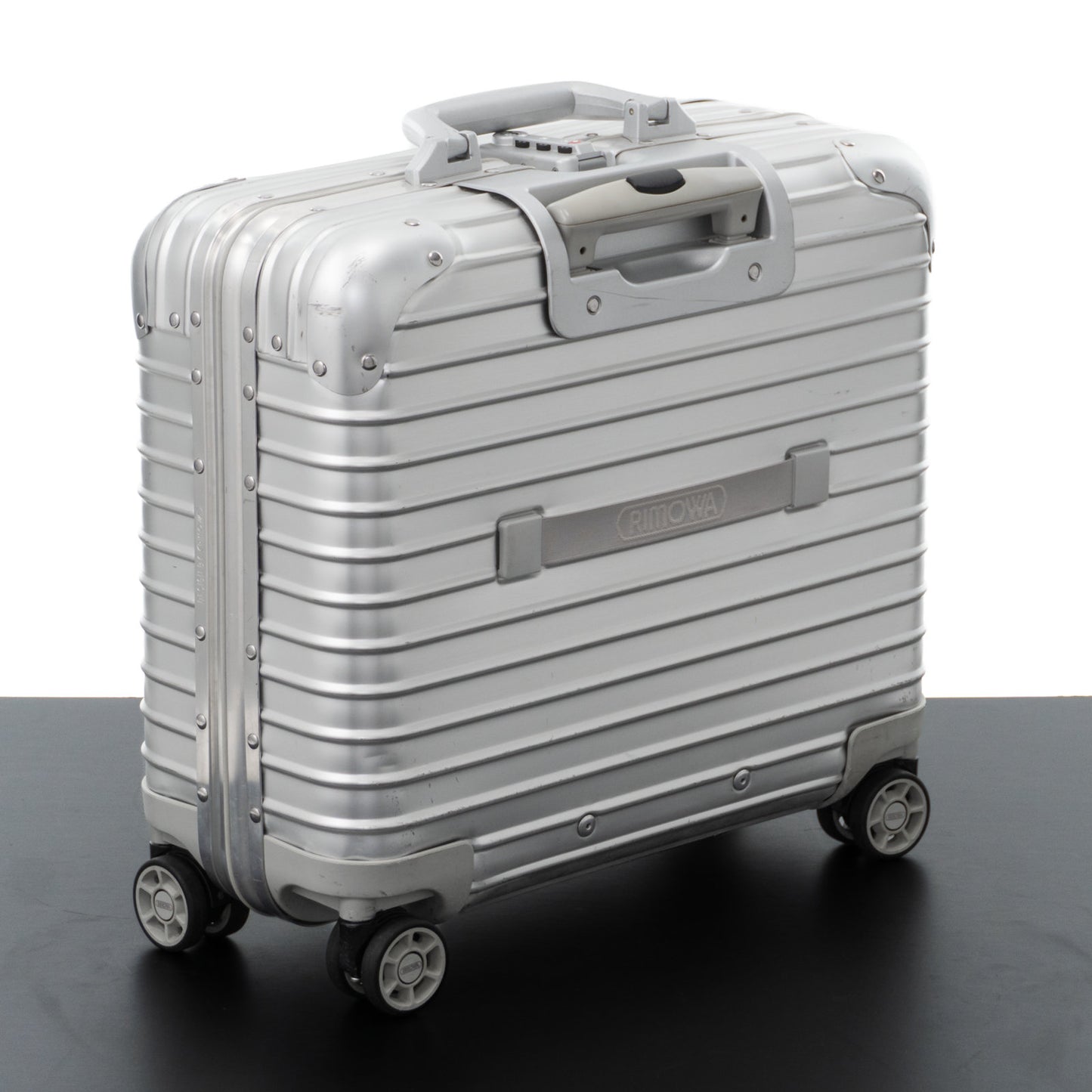 RIMOWA(リモワ) トパーズ 29L 4輪 コンパクト